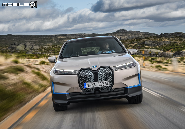 BMW iX 全球首度曝光!將擔任品牌電動休旅旗艦,擁有500hp、600km續航力!