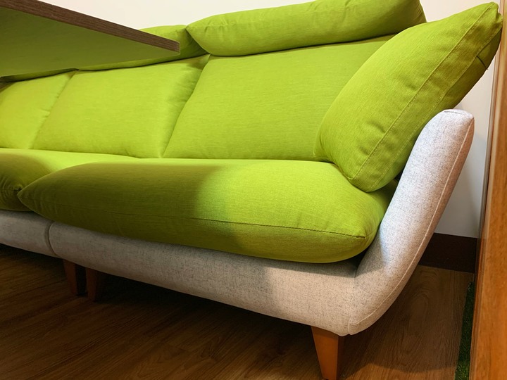 赫里亞沙發-[歐萊雅]開箱