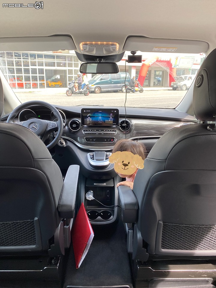 點我看大圖 Benz v220d陪伴試駕分享 (與Lexus RX比較)