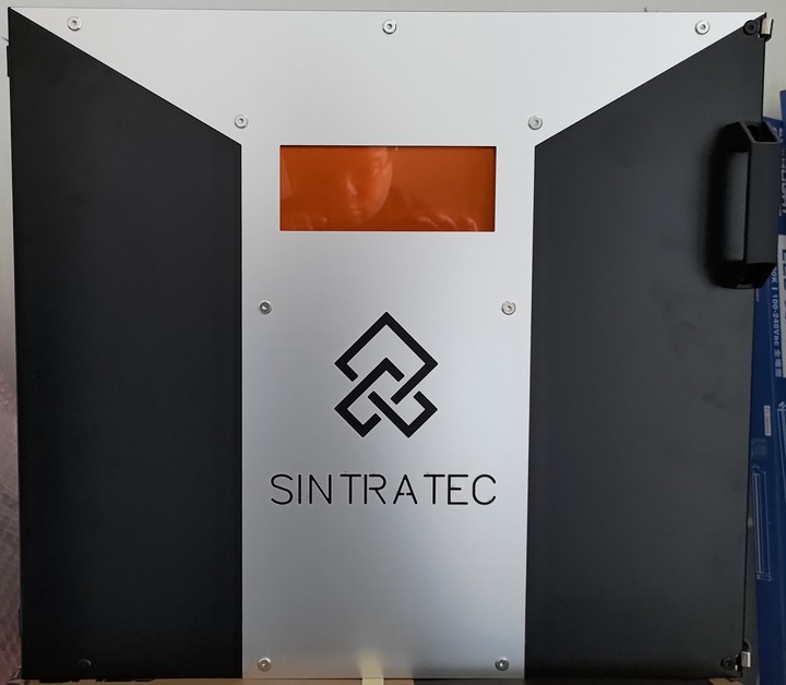 SINTRATEC KIT 3D SLS  到達 組裝中...........