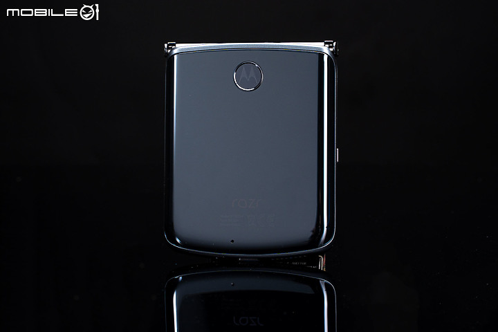 Motorola Razr 5G 以科技重現舊時美好