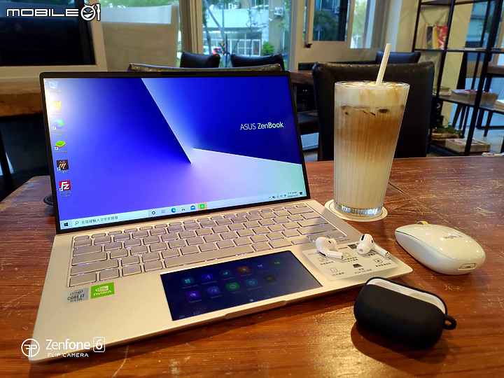 點我看大圖 ZenBook UX434F內建雙螢幕能多工作業也能上班偷閒