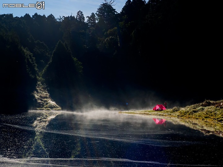 來去湖邊住一晚！不為人知的宜蘭「加羅湖」高山湖泊露營趣