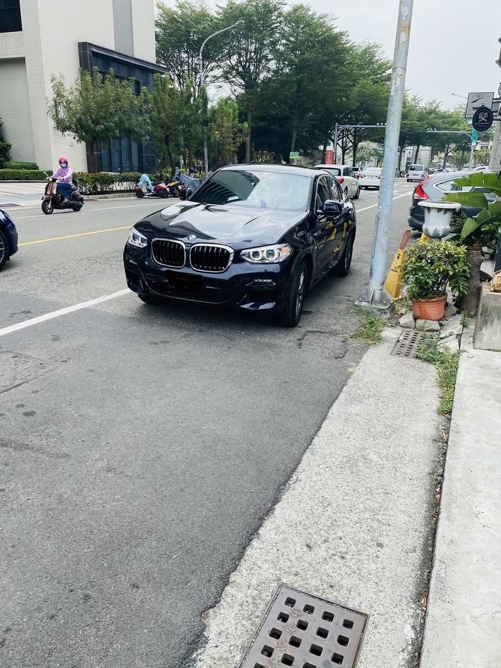 犒賞自己跟家人 X4 30I