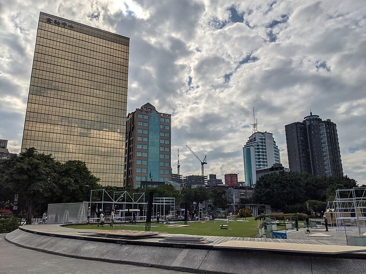 Google Pixel 5 日拍測試(比較參考Find X2 Pro、S20)