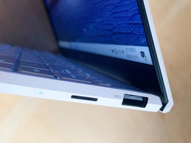 點我看大圖 ASUS UX425挑選困難症發作