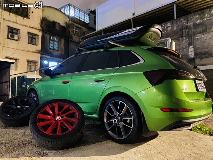 揮別舊愛,踏上綠階梯--Skoda Scala 1.0TSI 開箱!