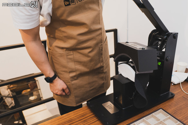 NEW ERA X CAFE!N聯名百年特展限定店開幕!帶著咖啡職人精神的限定帽款與聯名美食