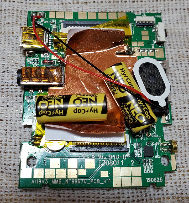 [拆機][更換超級電容] A119 V3 拆機更換超級電容 (Vina TECH 3V 3.3Fx2--> 3V 5Fx2)