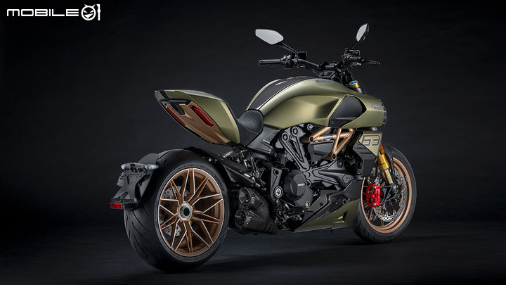【海外快訊】聯名超跑品牌 DUCATI Diavel 1260 Lamborghini 貴氣登場!