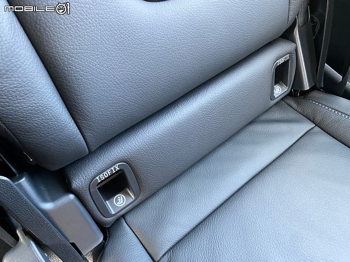 Benz v220d陪伴試駕分享 （與Lexus RX比較）