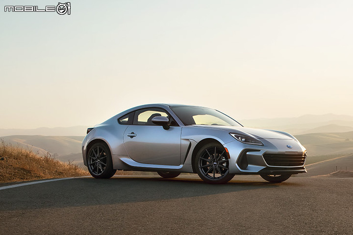 全新一代Subaru BRZ發表問世,動力改用2.4升自然進氣,同時預覽大改款86樣貌!