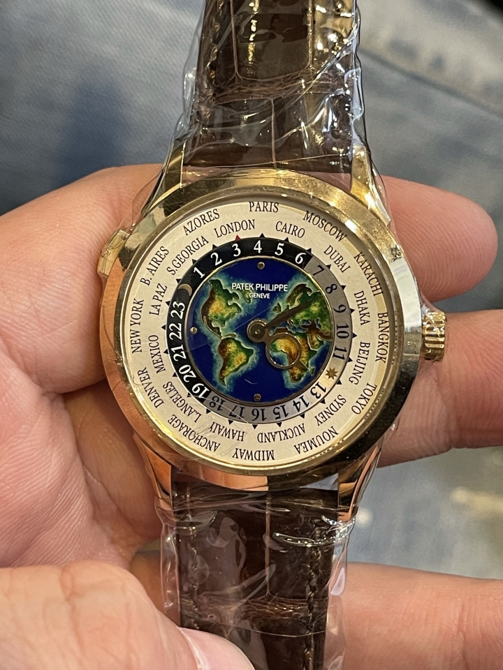 Patek Philippe 5231J 掐絲琺瑯工藝