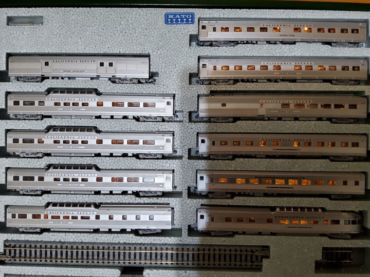 (鐵道模型) 遲來開箱 kato 106-056 California Zephyr 加州和風號