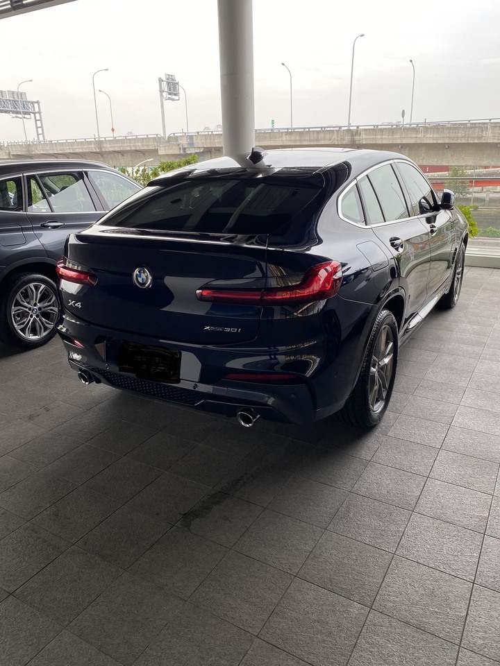 犒賞自己跟家人 X4 30I