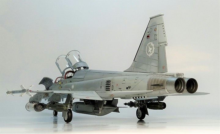 AFV 1/48 F-5F Tiger II 中正號戰鬥機 