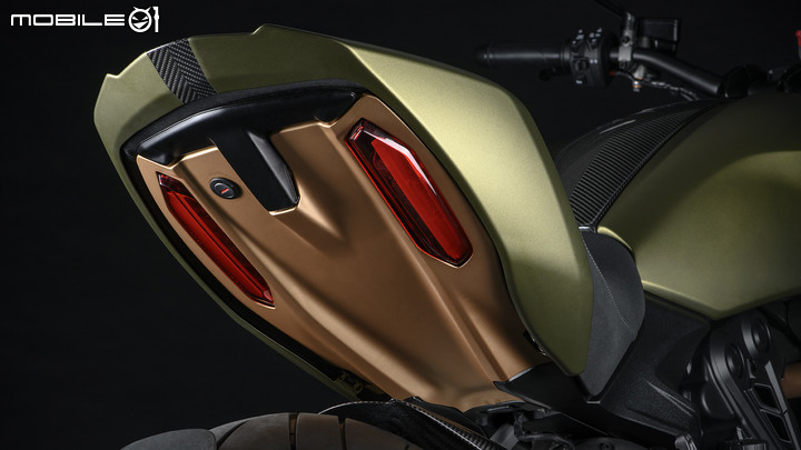 【海外快訊】聯名超跑品牌 DUCATI Diavel 1260 Lamborghini 貴氣登場!