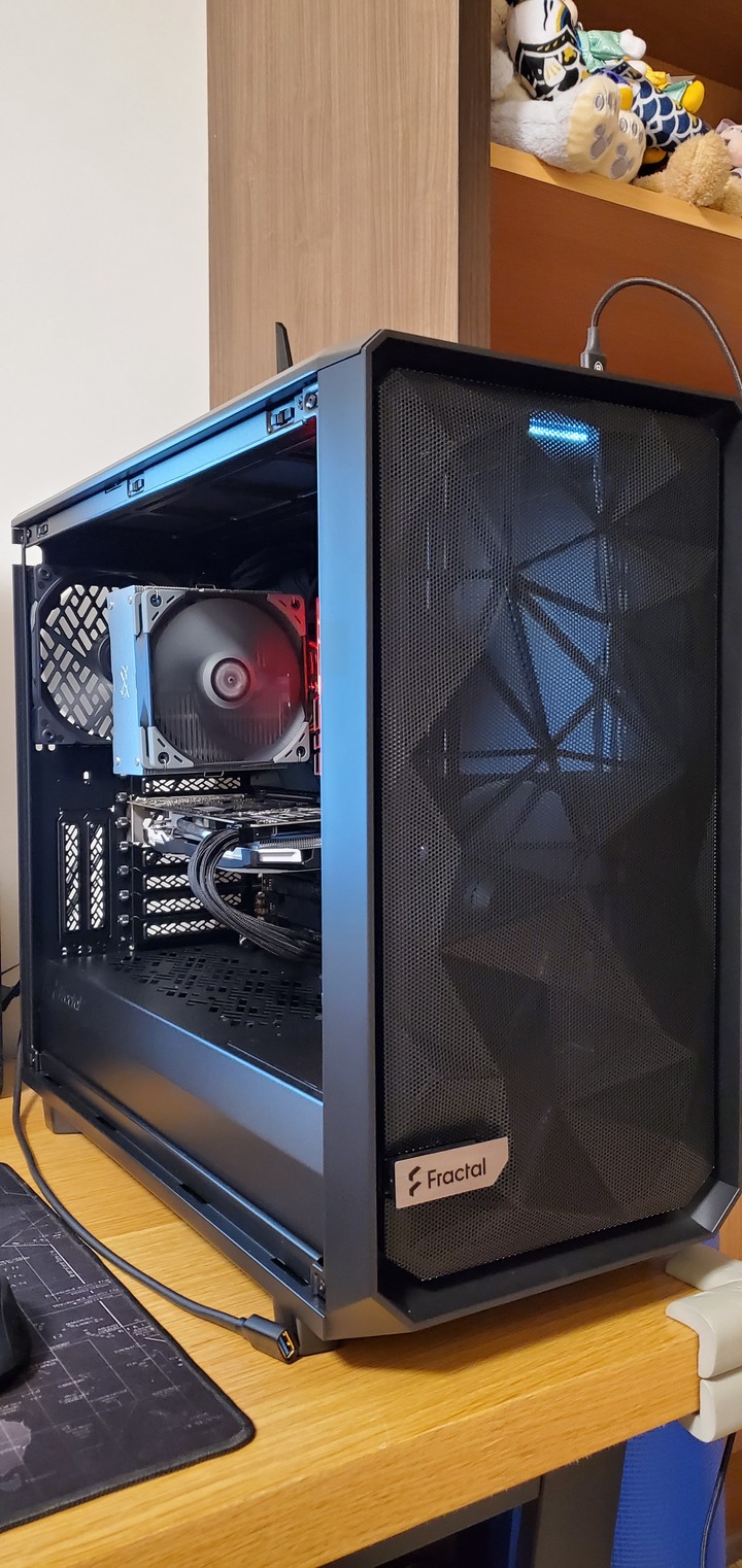 Fractal Design Meshify 2 簡單開箱