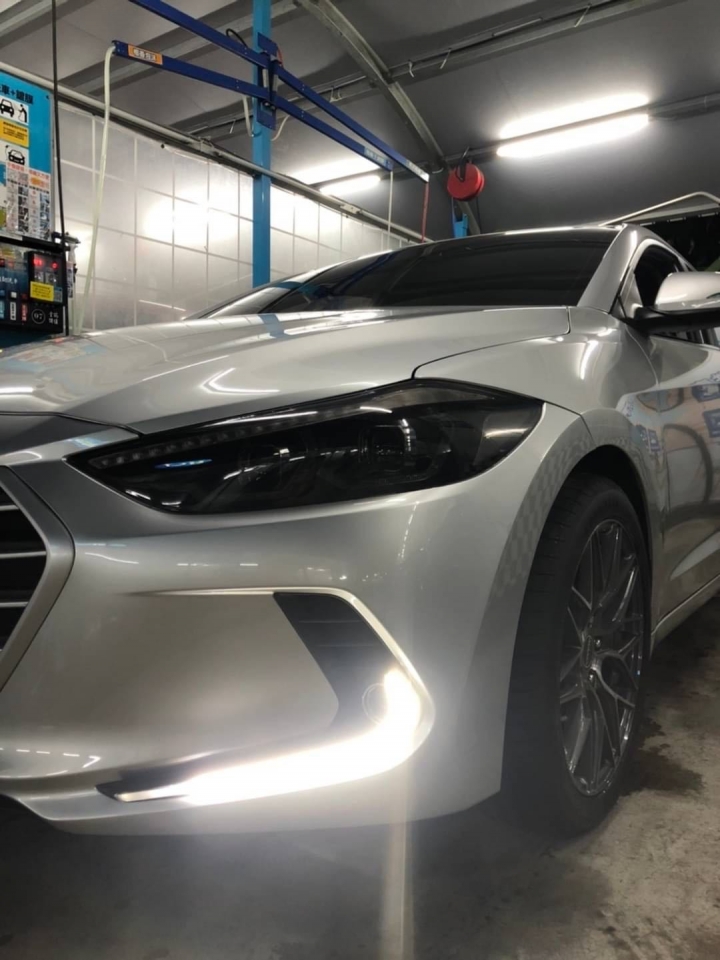Hyundai Elantra 換新鞋（圖多）