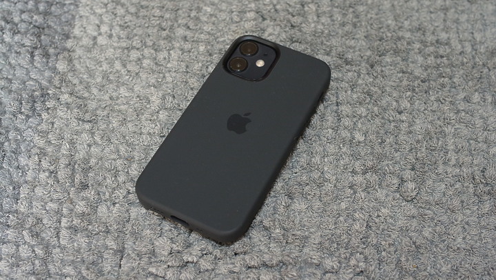 分享新買的iPhone SE "MAX"
