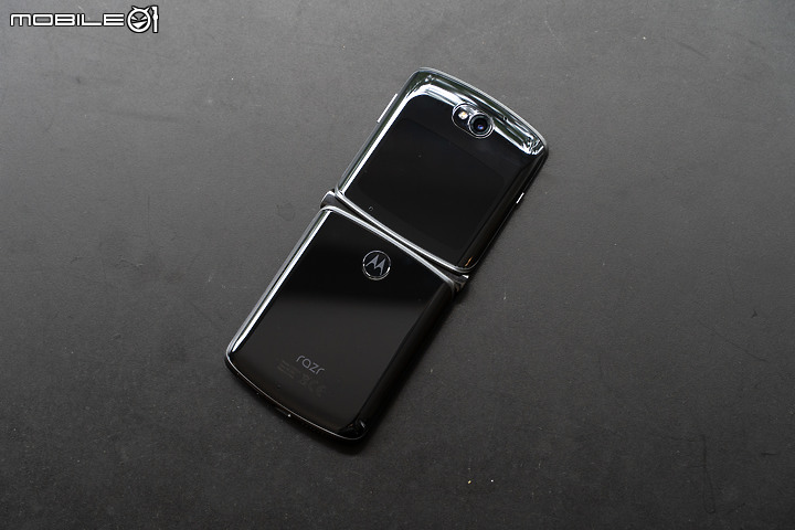刀鋒來襲!Motorola Razr 5G 11/16開賣 售五萬有找