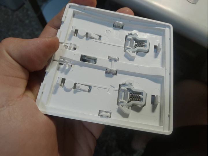 小米開關蓋板修復