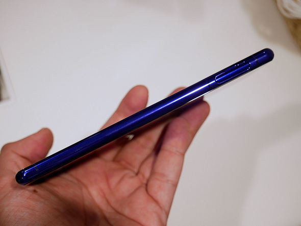 Xperia 5II 紫色 日本docomo限定