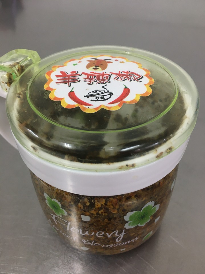 [食記] 知本砂鍋手工牛羊麵店，台灣台東，熱騰騰的美味砂鍋羊肉麵！