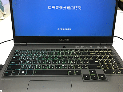 點我看大圖 Lenovo Legion 5pi 讓工作與娛樂都兼顧,完美結合時尚外型與滿檔效能