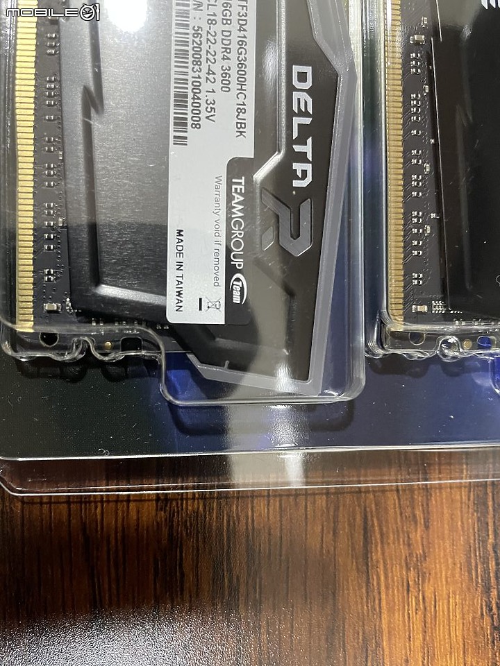 點我看大圖 簡約風格 T-Force Delta RGB DDR4-3600 簡單開箱