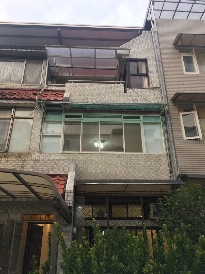 一樓客廳廚房開箱文-不到1400萬新北小透天裝潢分享Part6