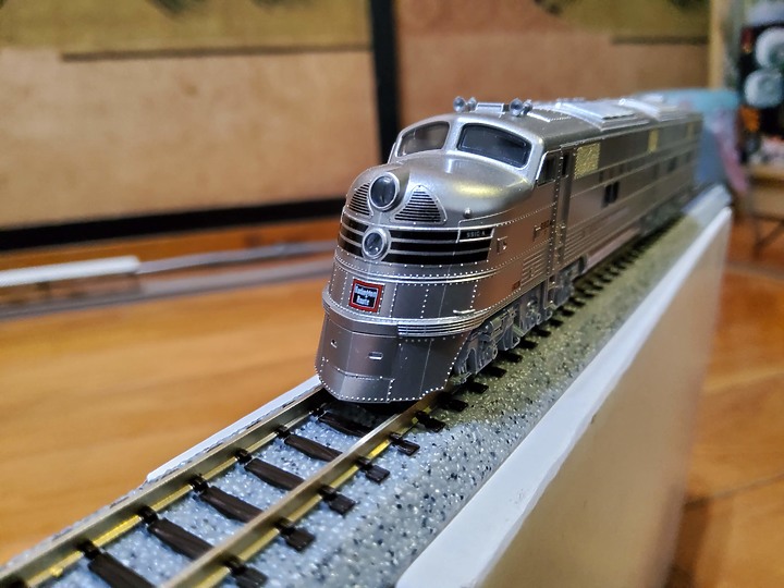 (鐵道模型) 遲來開箱 kato 106-056 California Zephyr 加州和風號