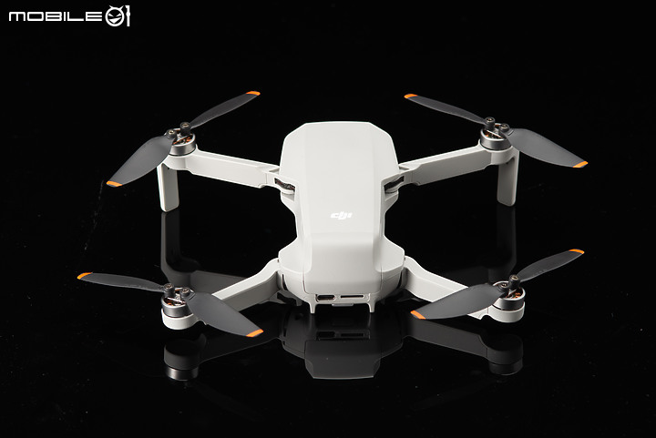 【開箱】DJI Mini 2 畫質提升但輕巧依舊！ 具備4K 30P與10km圖傳系統