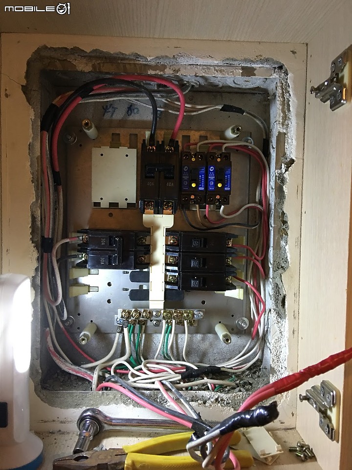 [DIY] 浴室暖風機安裝與220V獨立迴路