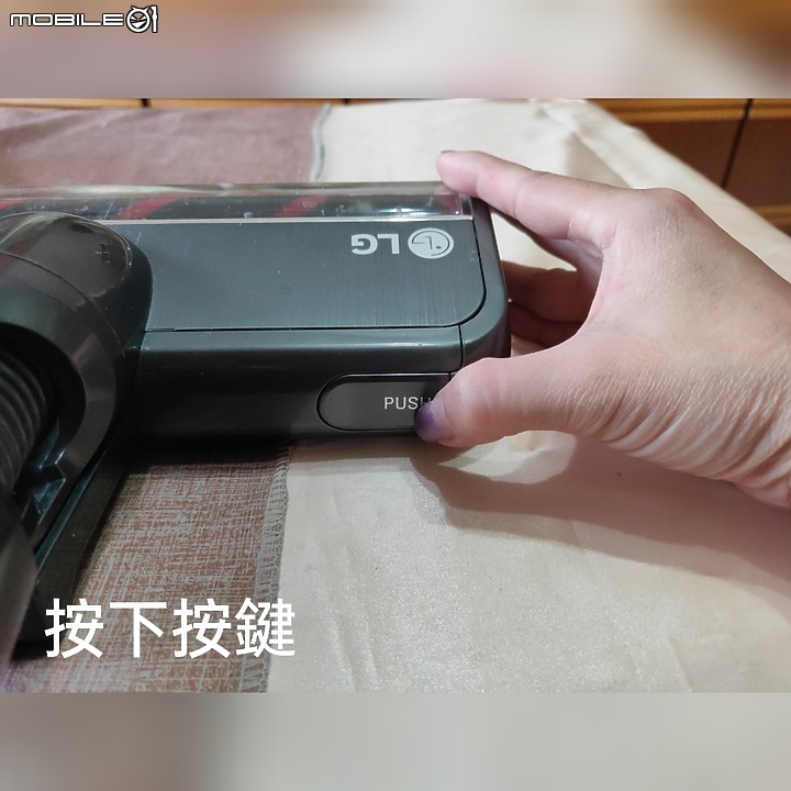 LG 濕拖清潔機器人選親雷台秀  LG A9K挑戰A9+誰與爭峰