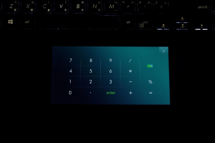 雙螢幕蹦出新滋味 ASUS ZenBook 15 UX534FTC