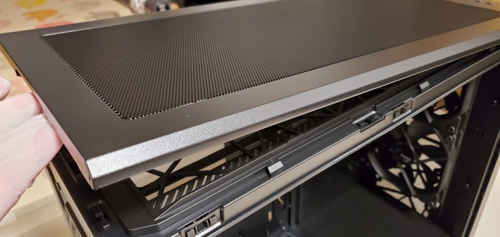 Fractal Design Meshify 2 簡單開箱