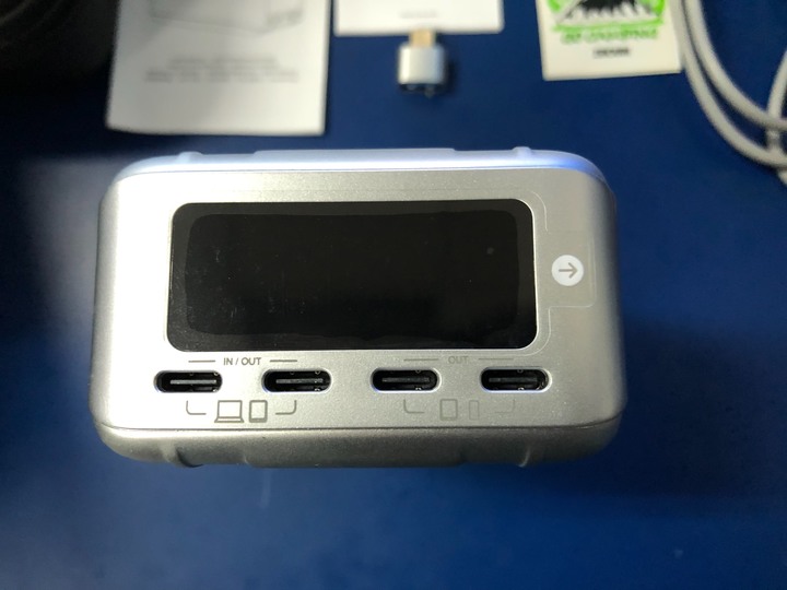 【新款微開箱】Zendure SuperTank Pro 26800 OLED 雙向100w