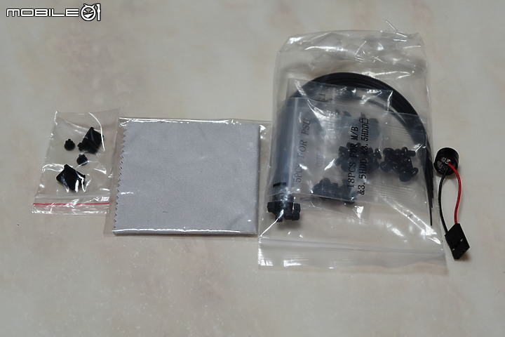 特異直立顯卡系統安裝分享