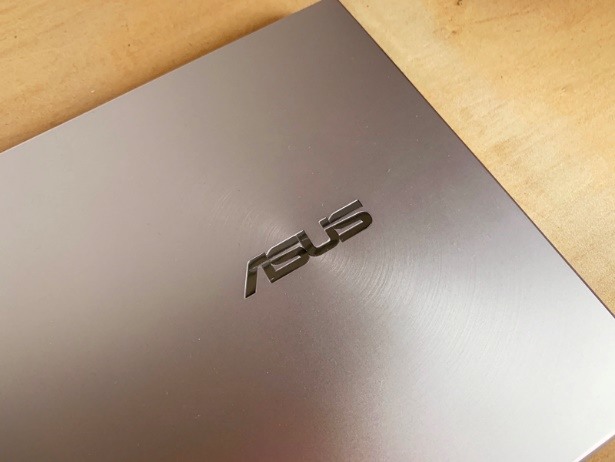 點我看大圖 ASUS UX425挑選困難症發作