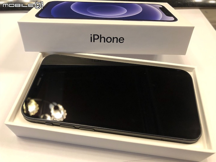 今日開箱iPhone 12 Mini 256G 黑