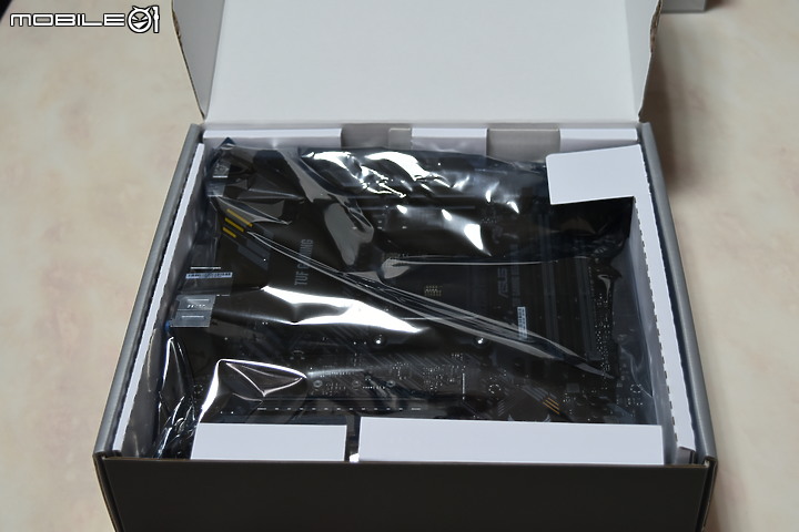 特異直立顯卡系統安裝分享
