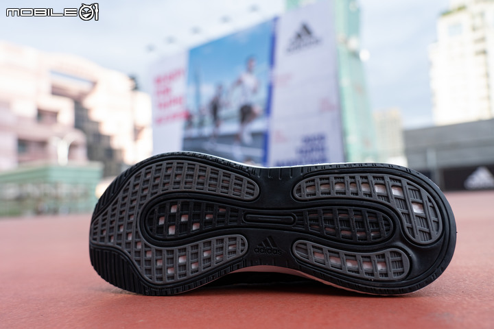 adidas推出「城市Online Run」挑戰!臺北馬限定跑鞋adizero Boston 9、Supernova同步亮相