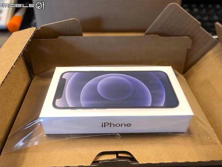 今日開箱iPhone 12 Mini 256G 黑