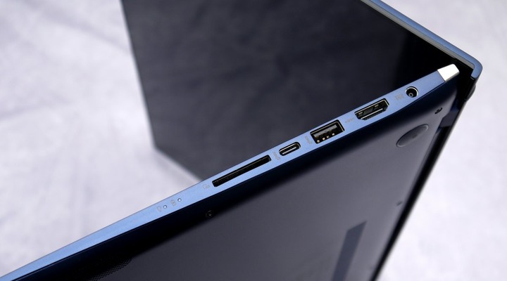 雙螢幕蹦出新滋味 ASUS ZenBook 15 UX534FTC