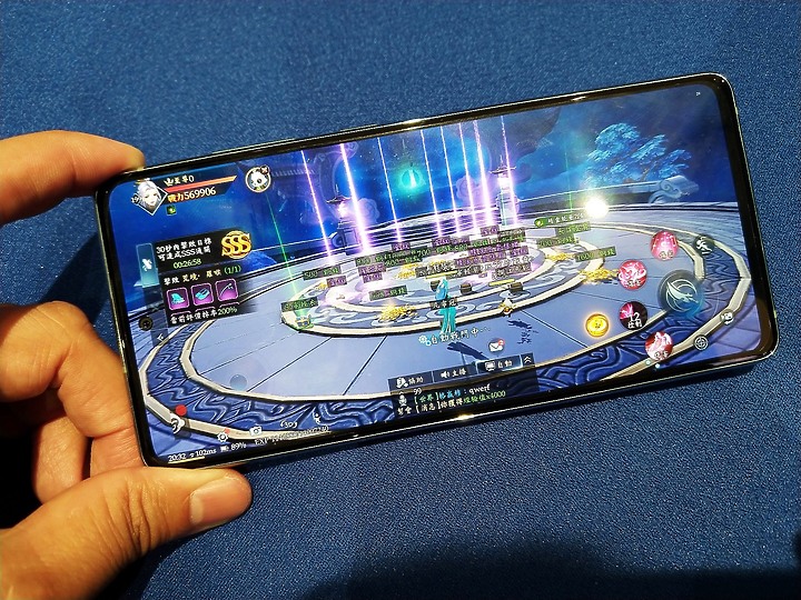 《輕旗艦》Galaxy S20 FE體驗心得分享《hen~出色》