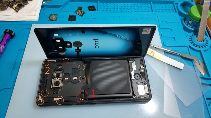 HTC U12+ 更換電池