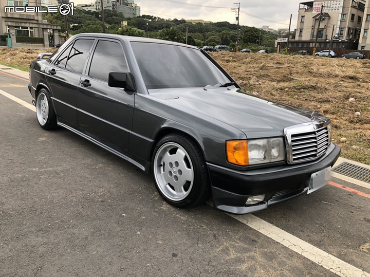 賓士經典老車也來貼隔熱紙~