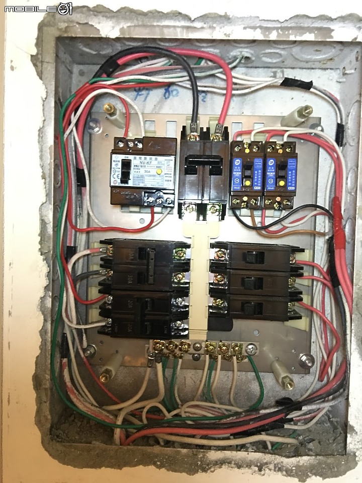 [DIY] 浴室暖風機安裝與220V獨立迴路
