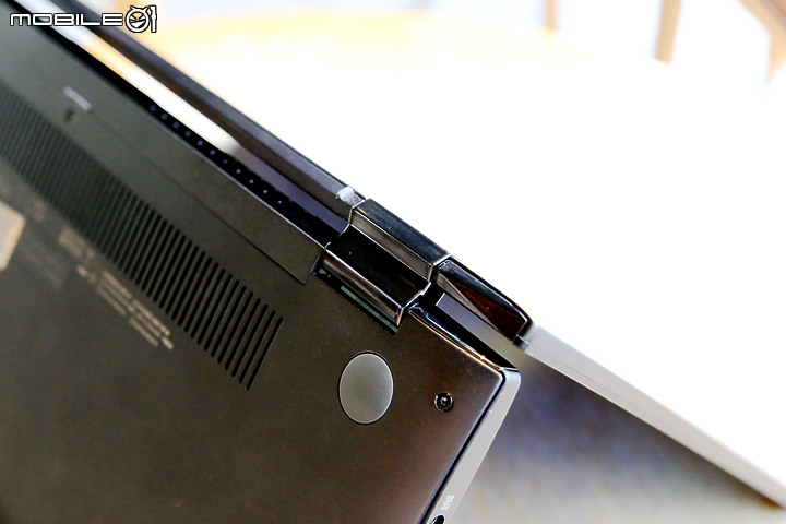 懶人創作與漫畫追劇 - ASUS ZenBook Flip 14